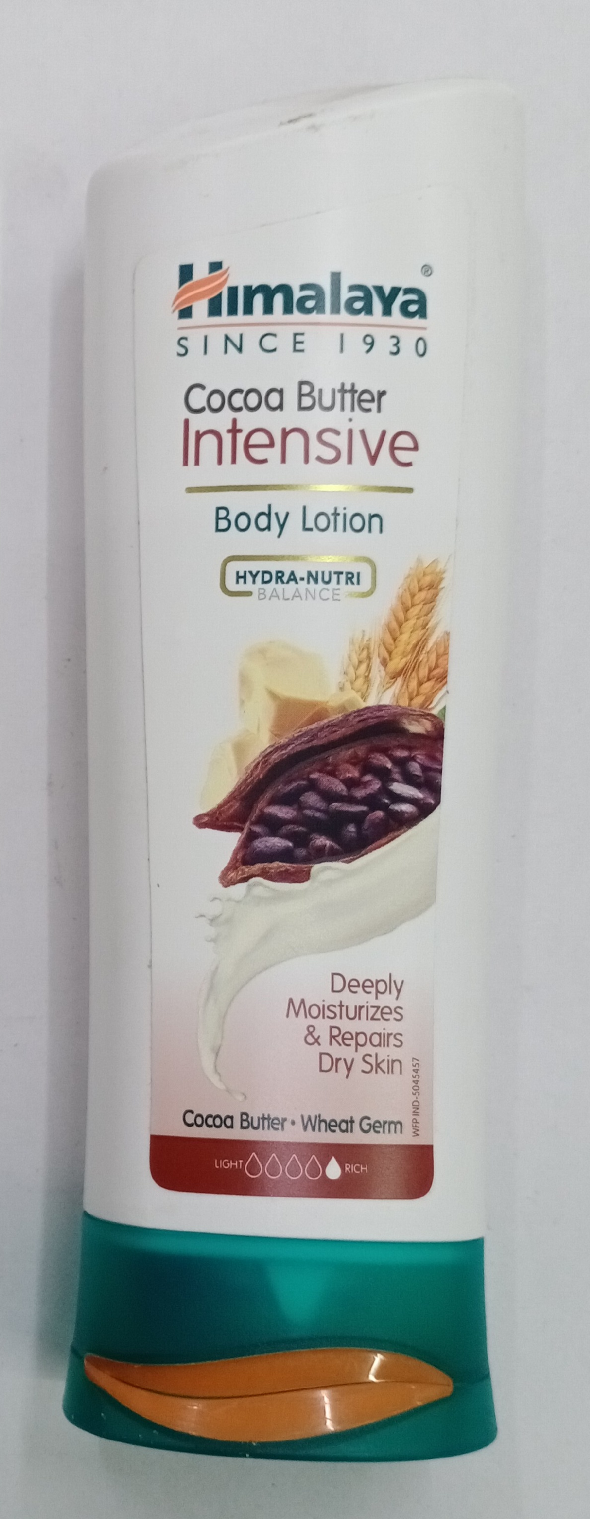 Himalaya intensive body lotion