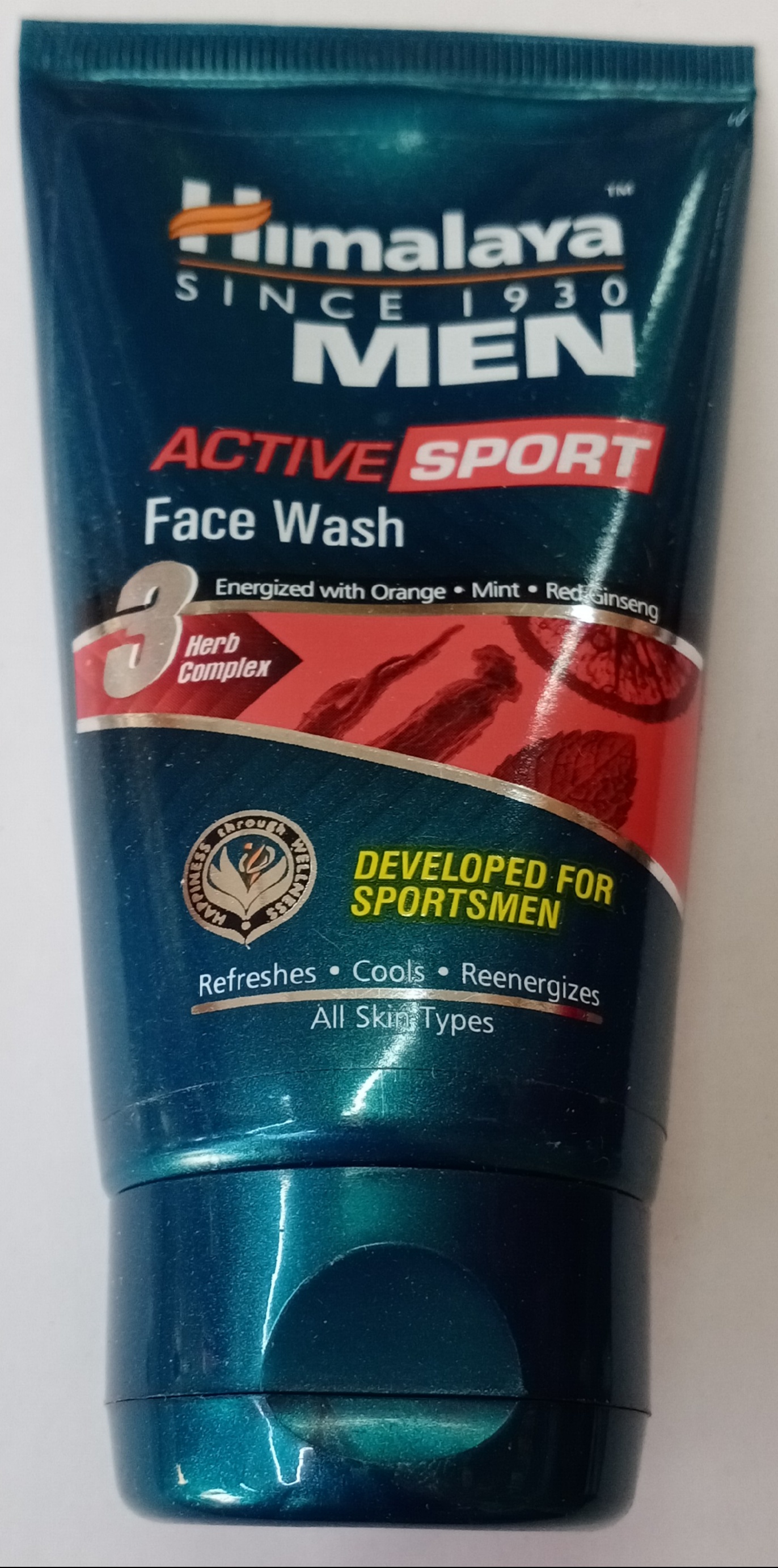 Himalaya Men Active Sport Face  Wash